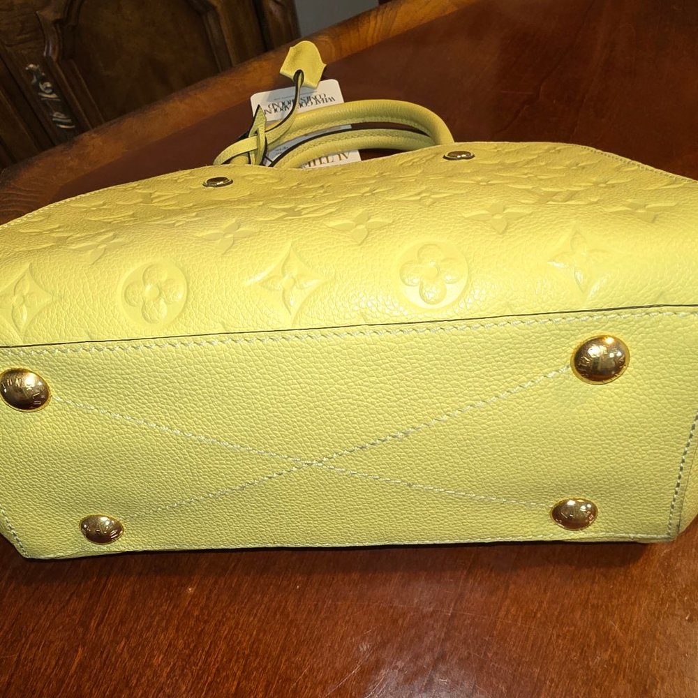 Louis Vuitton Vintage Handbag - Picture 11 of 12